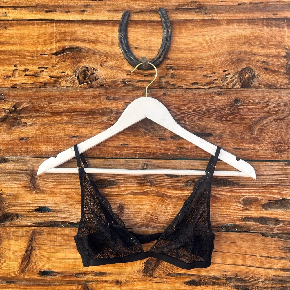 CALVIN KLEIN | Black Lace Triangle Sheer Bra M